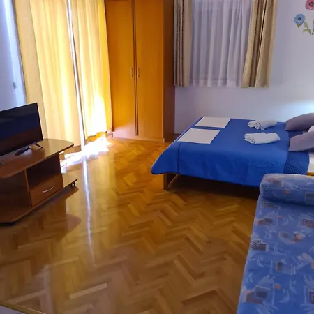 Katarina Apartment *