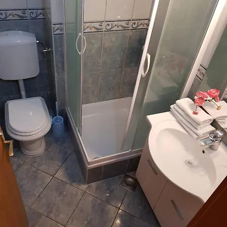 Katarina Apartment *