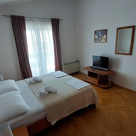 Апартаменти Katarina